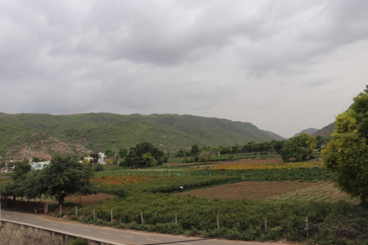 Green Hub Pushkar Villa Exterior photo